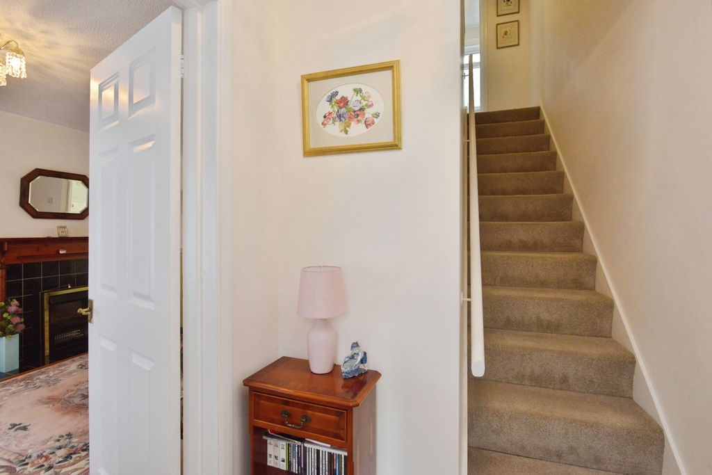 Property photo 3 of 16 Pbox-Img.Jpg
