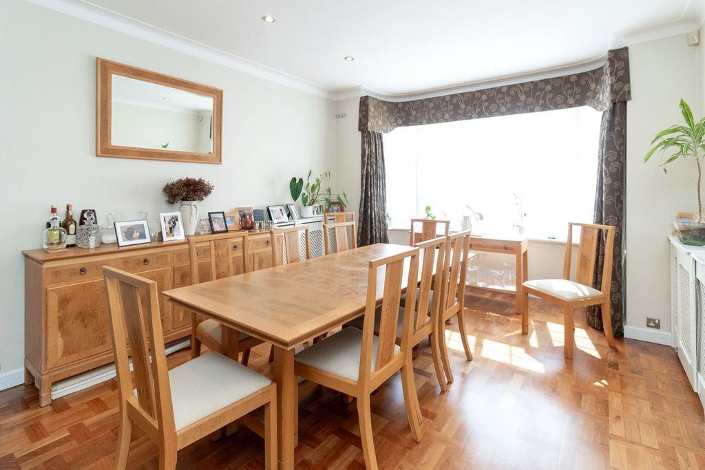 Property photo 2 of 14 Picture No. 08
