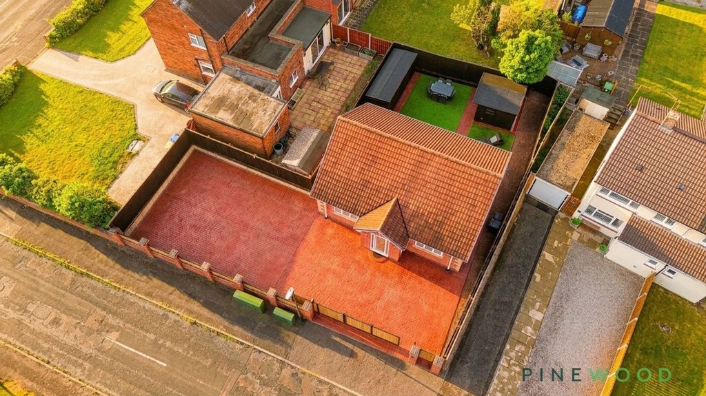 Property photo 3 of 26 Aerial