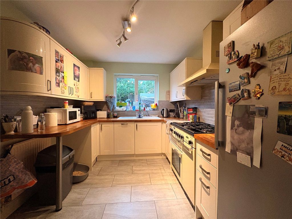 Property photo 3 of 25 Picture No. 39