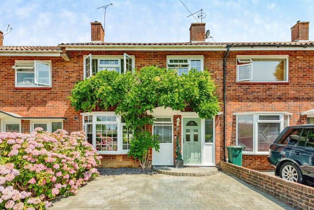 Property photo 1 of 18
