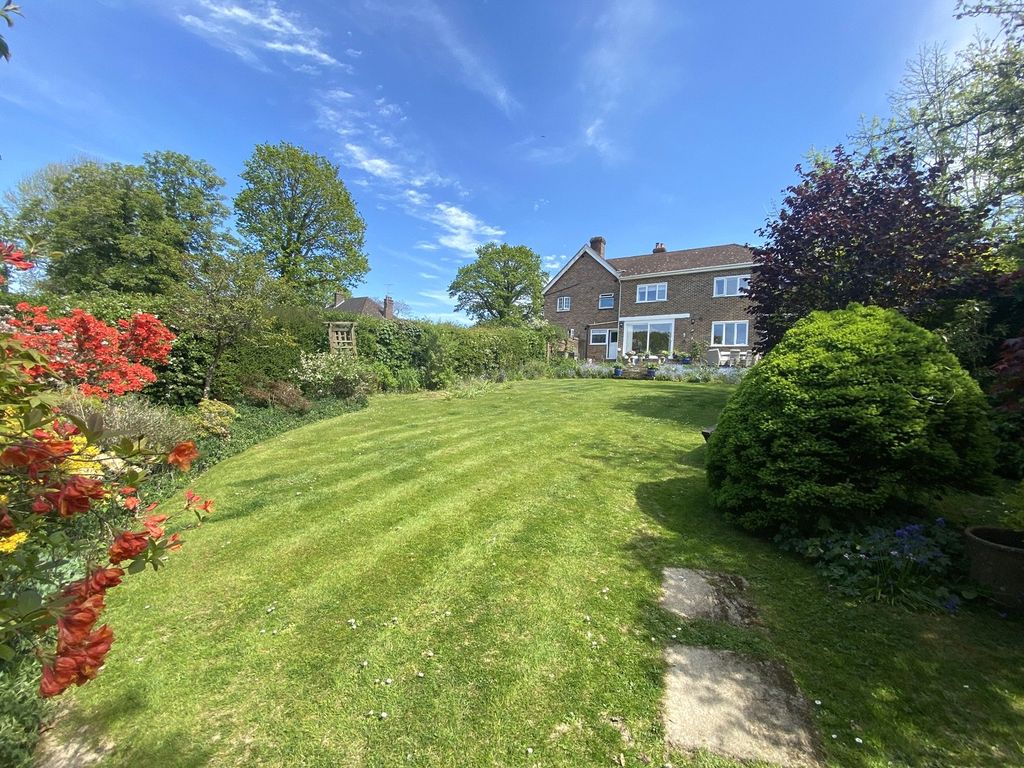 Property photo 1 of 22 Picture No. 32