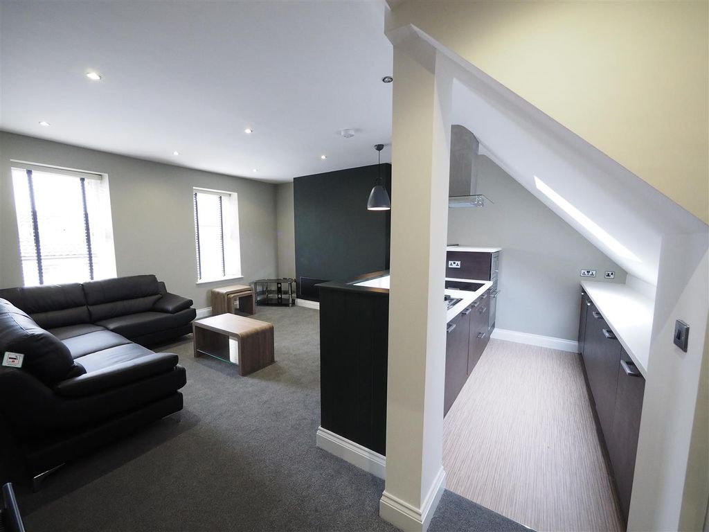 Property photo 1 of 9 Open Plan Kitchen