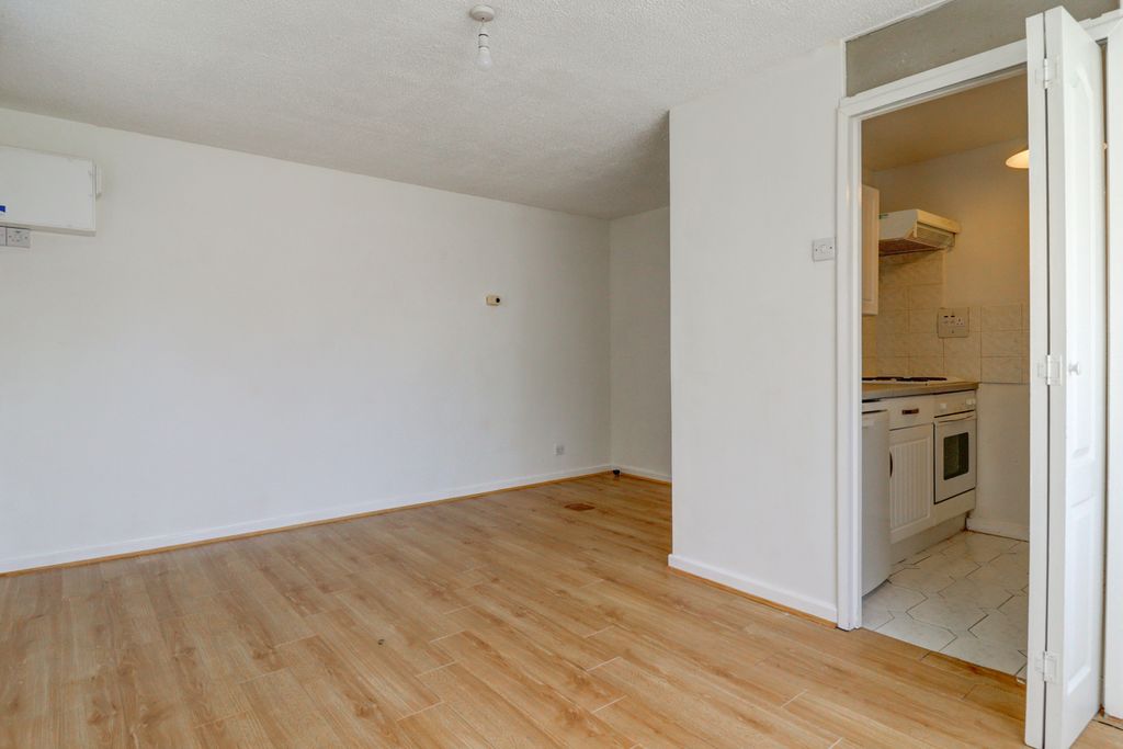 Property photo 3 of 6 Picture No. 03