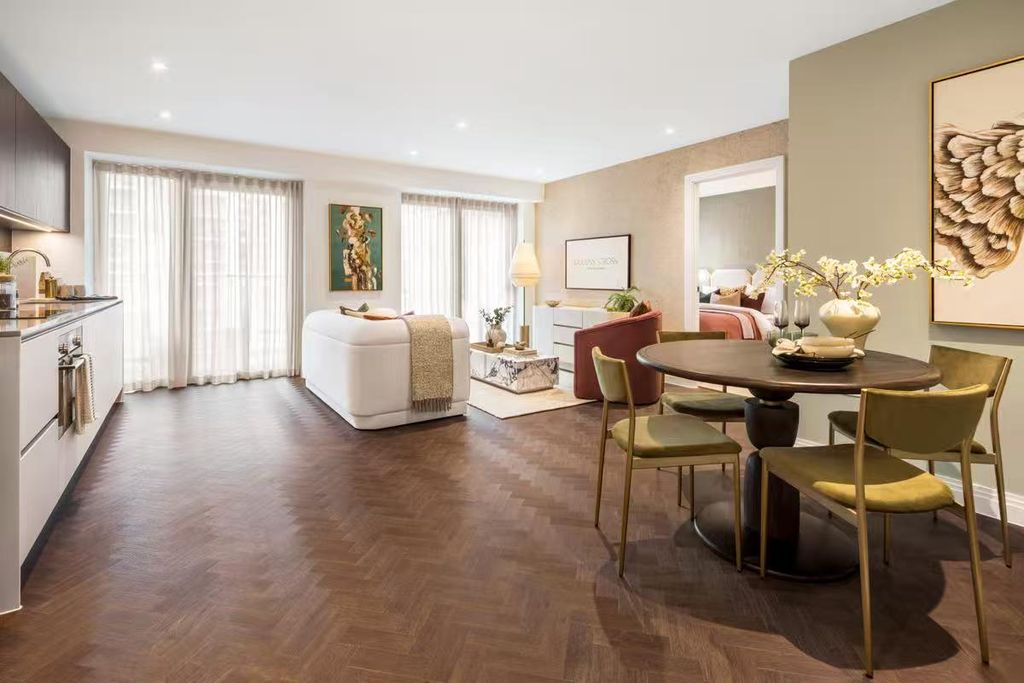 Property photo 2 of 22