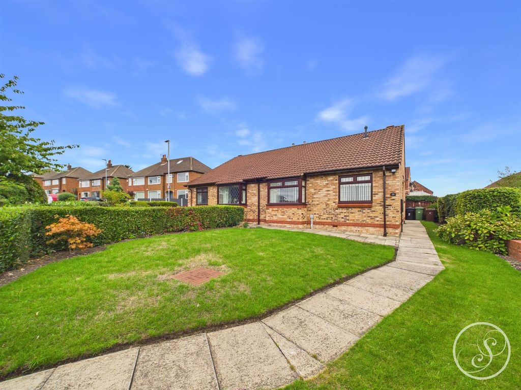 Property photo 1 of 13 External
