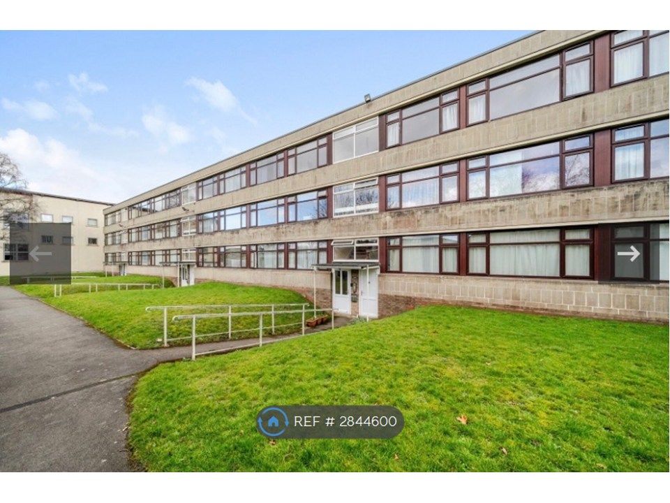 Property photo 1 of 10 Outside Front