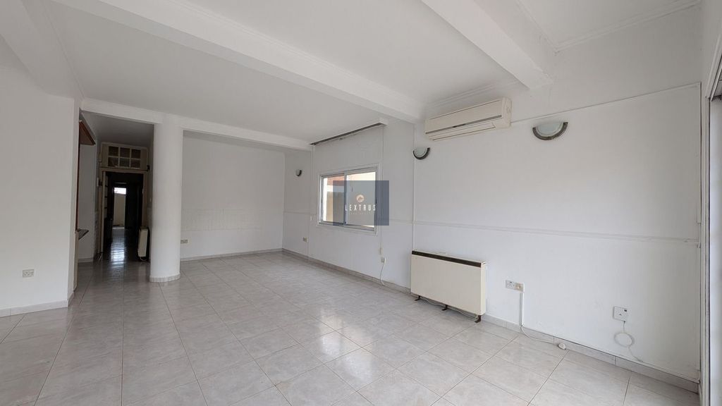 Property photo 1 of 29