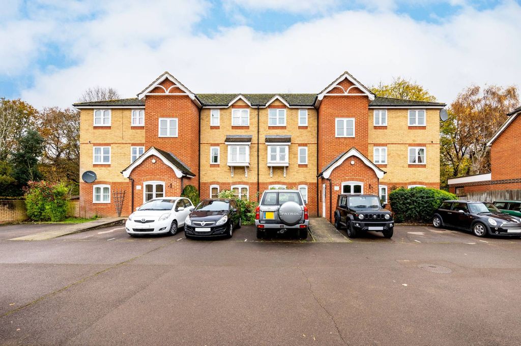 Property photo 2 of 7