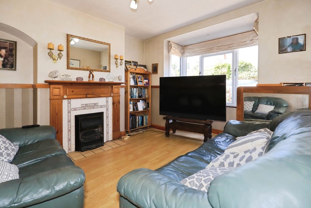 Property photo 2 of 20 Pbox-Img.Jpg