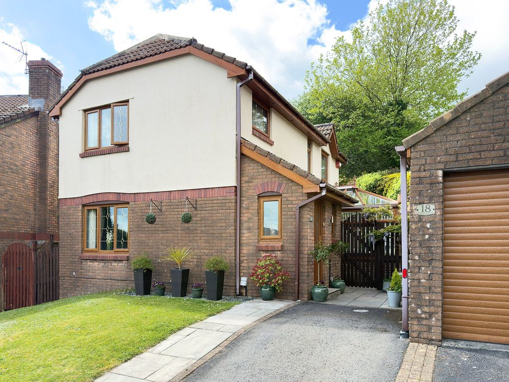 Property photo 1 of 24