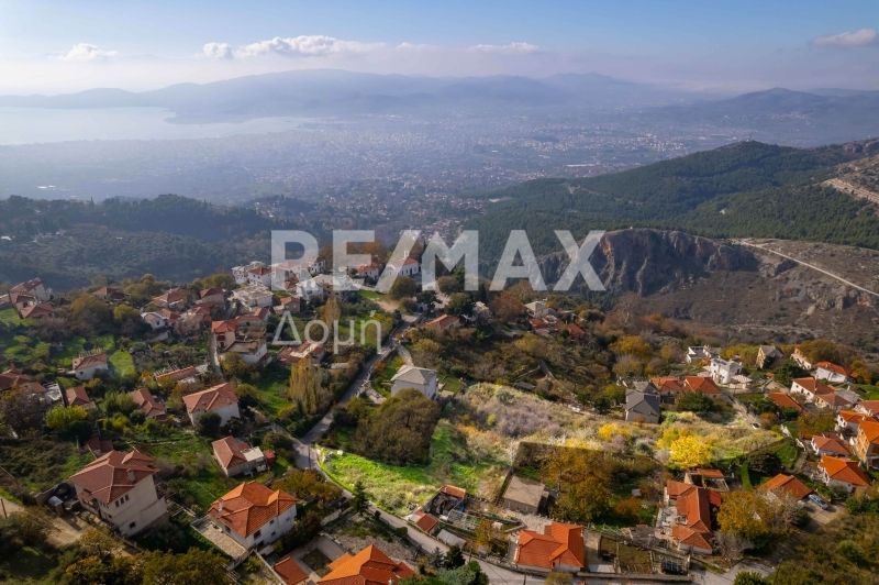 Property photo 1 of 31