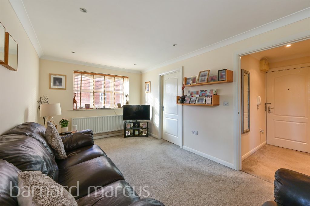Property photo 2 of 9
