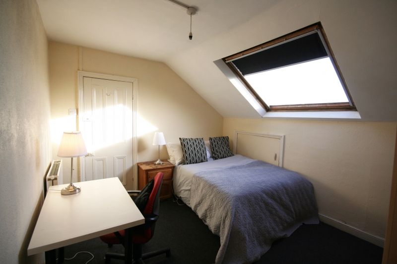 Property photo 2 of 6