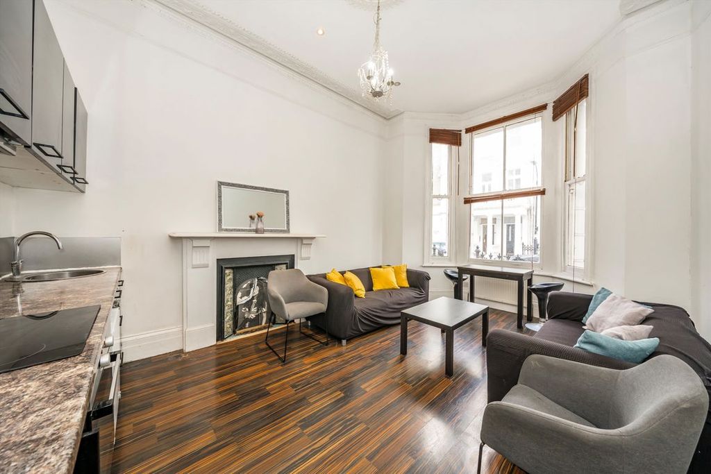 Property photo 1 of 6