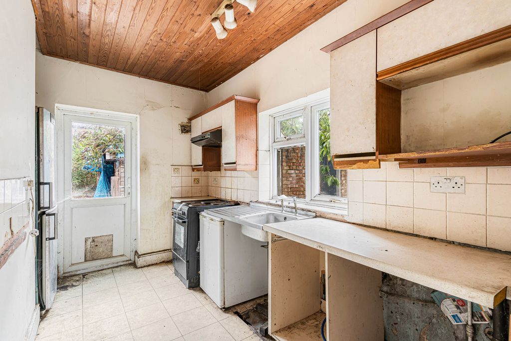 Property photo 3 of 20 7_90655