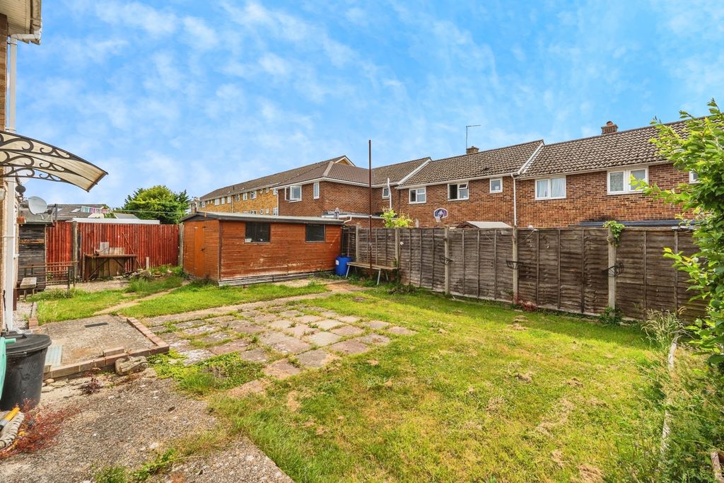 Property photo 3 of 17 Photo