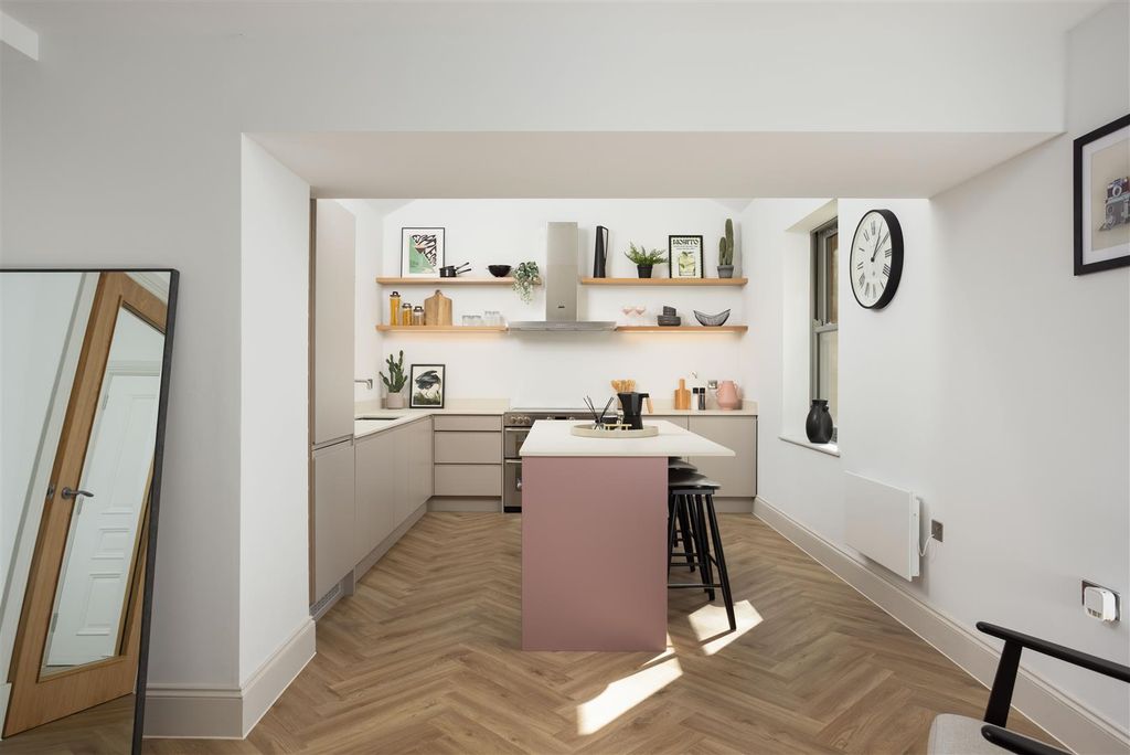 Property photo 1 of 18 00009.Jpg