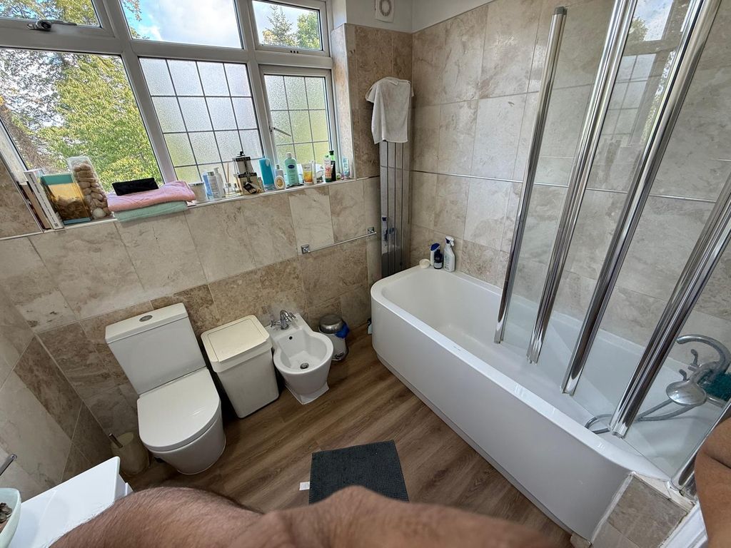 Property photo 2 of 9 Whatsapp Image 2026-09-22 At 17.11.53