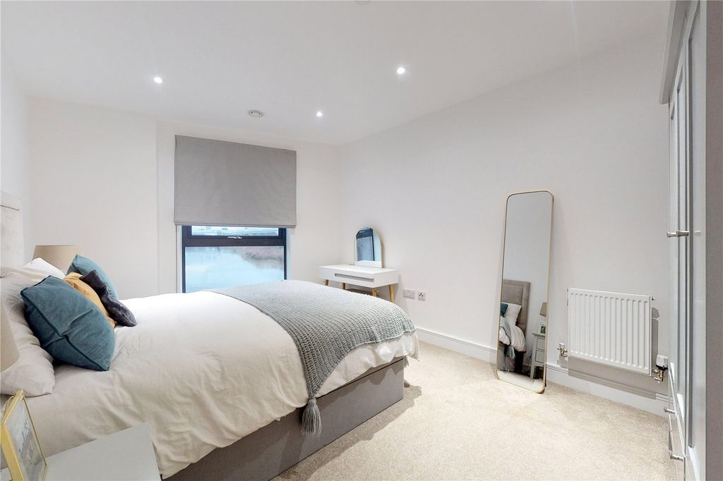 Property photo 3 of 7 Picture No. 01