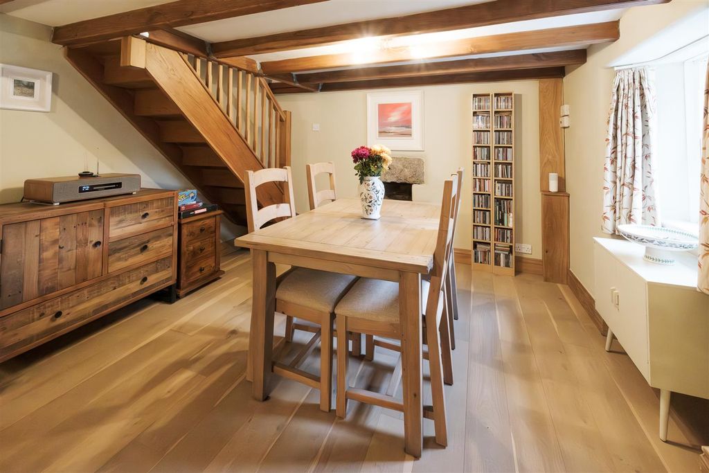 Property photo 3 of 21 Trannackcottage-Helston-4.Jpg
