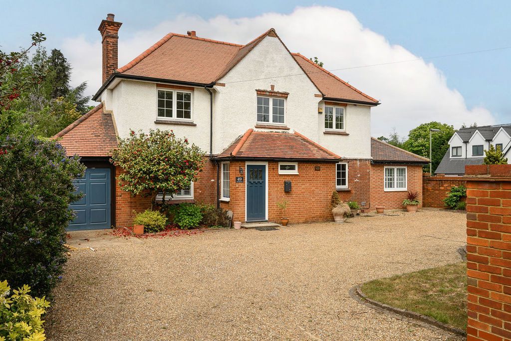 Property photo 1 of 33