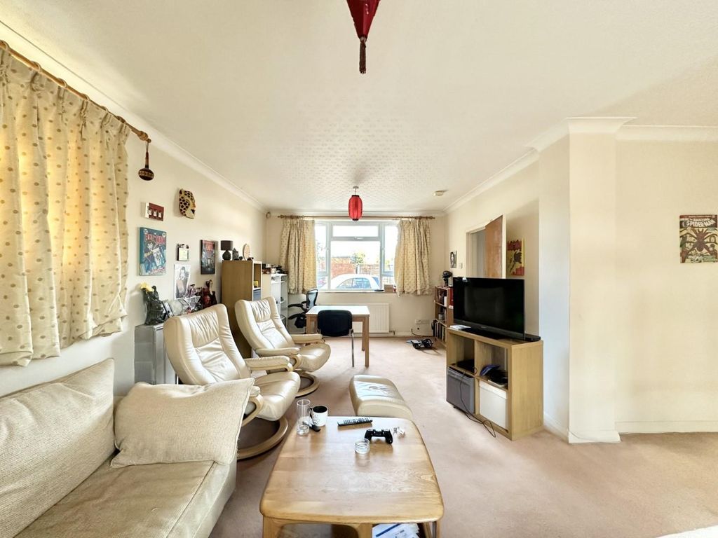 Property photo 3 of 24 Thumbnail_Img_6680.Jpg