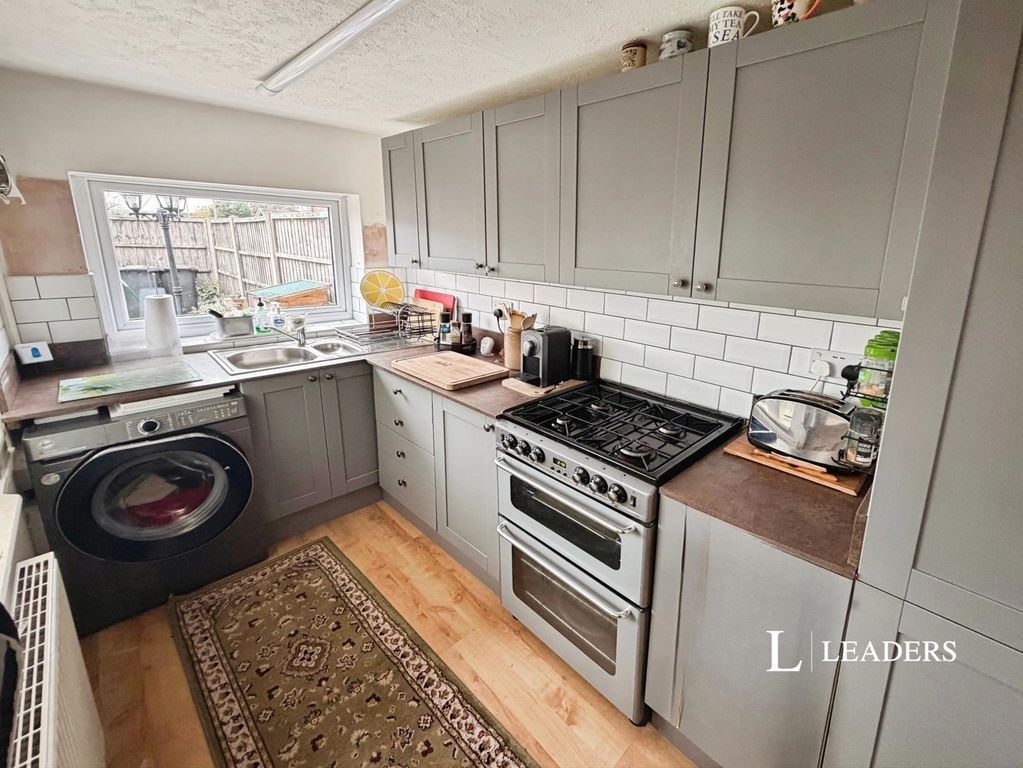 Property photo 2 of 16 Pbox-Img.Jpg