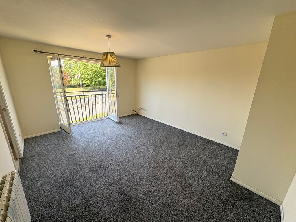 Property photo 3 of 9 Image