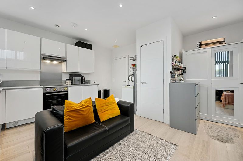 Property photo 2 of 6 Photo 7