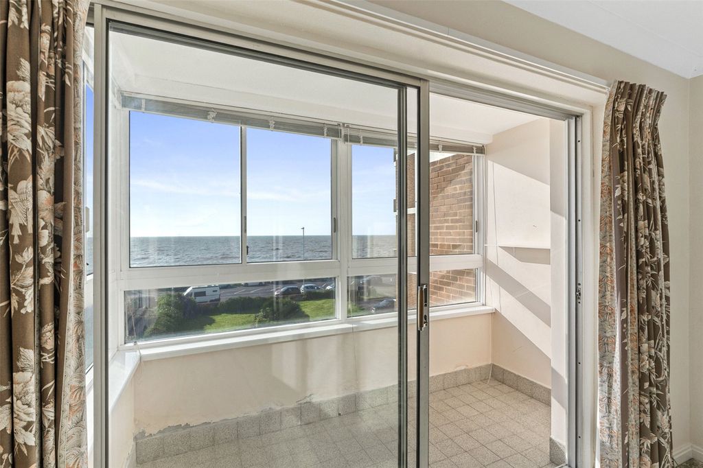 Property photo 3 of 10 Picture No. 16