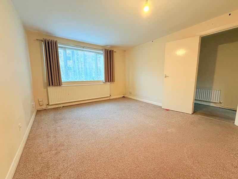 Property photo 2 of 7 Photo 1