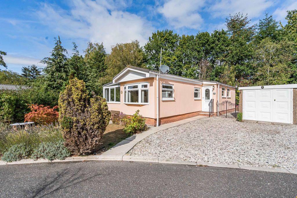 Property photo 1 of 19 Front