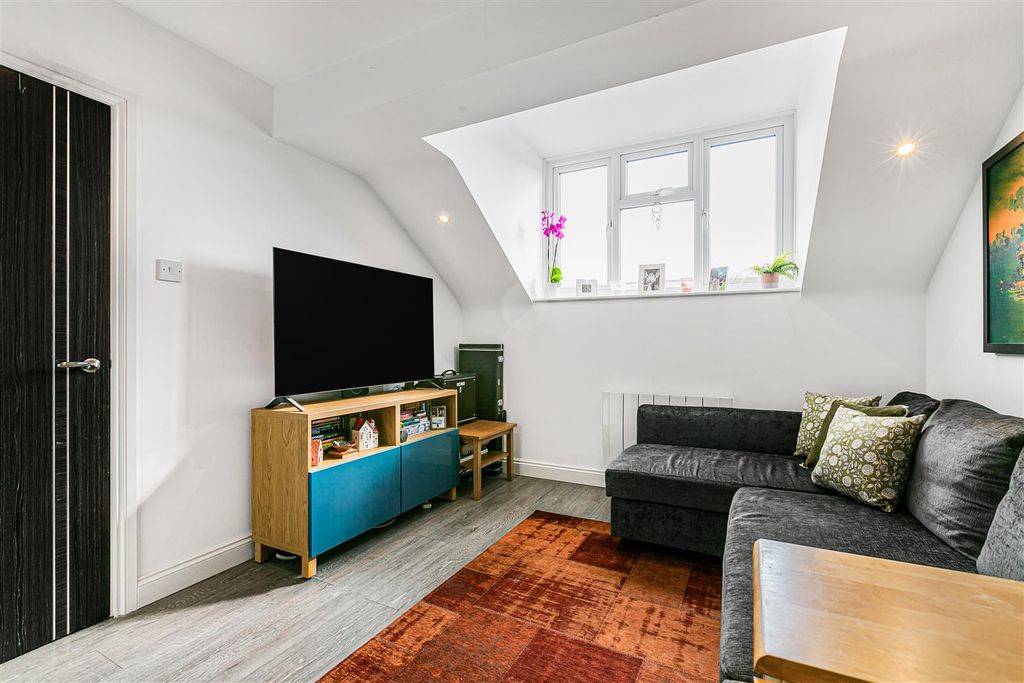 Property photo 1 of 7 3_81059.Jpg