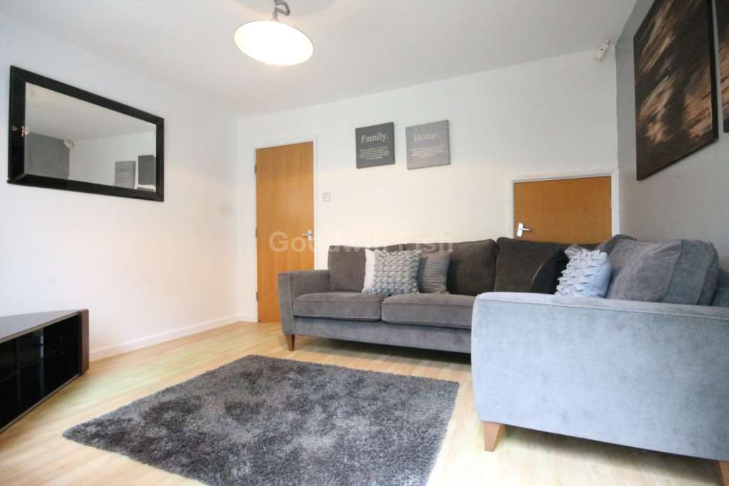 Property photo 2 of 20