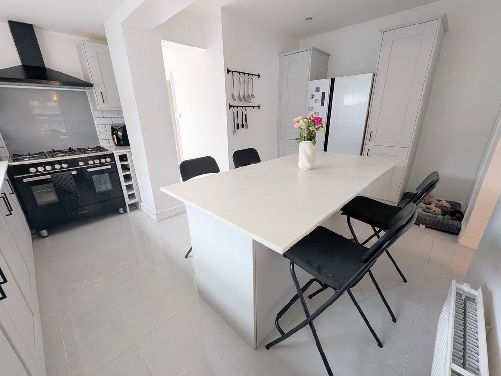 Property photo 2 of 19 Not Specified
