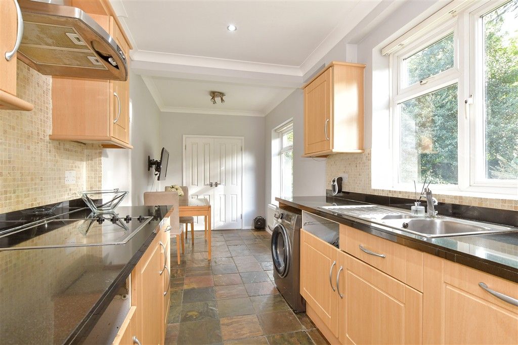 Property photo 3 of 15 Kitchen