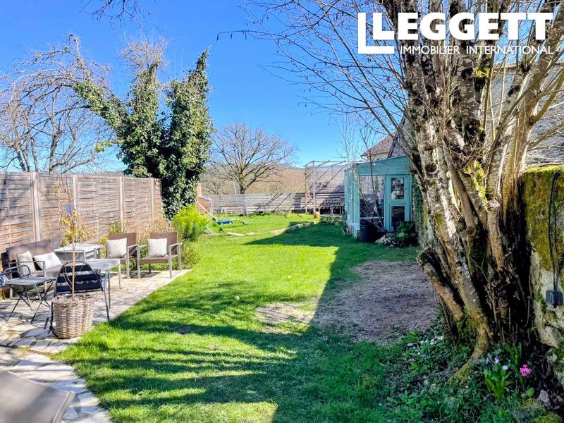 Property photo 2 of 10
