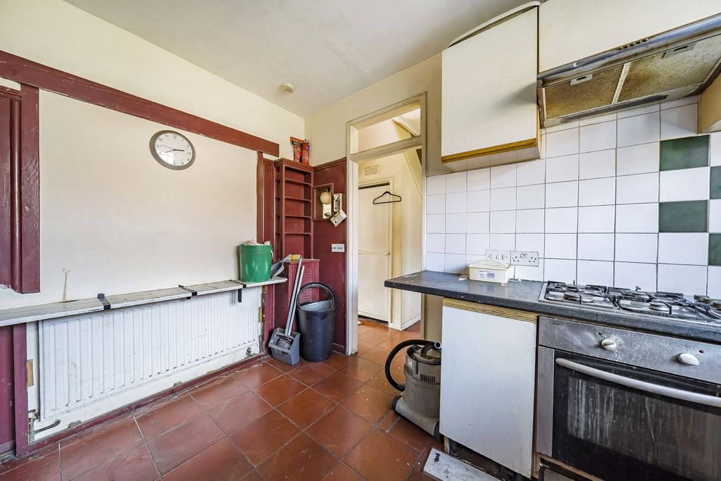 Property photo 3 of 14 3