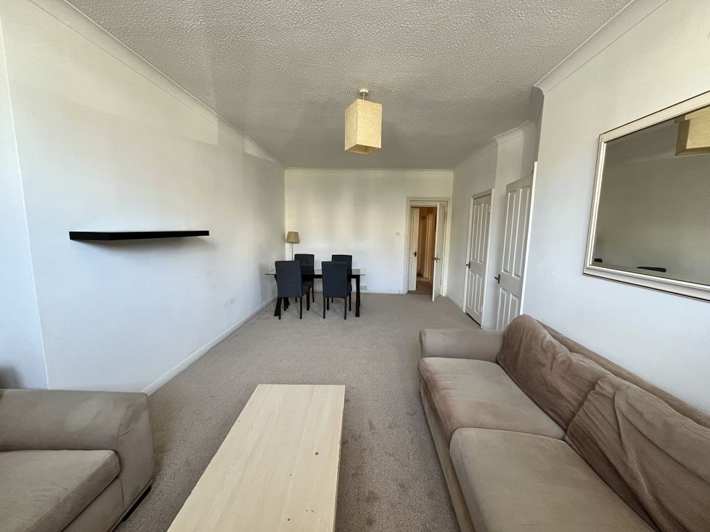 Property photo 2 of 9 Gallery