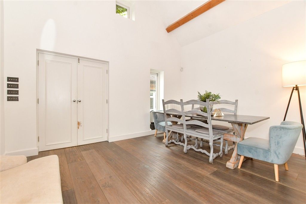 Property photo 3 of 13 Dining Area