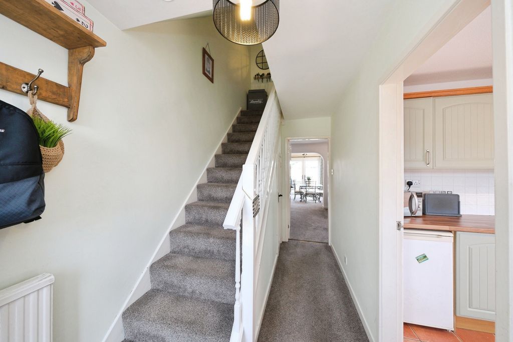 Property photo 3 of 19 Hallway