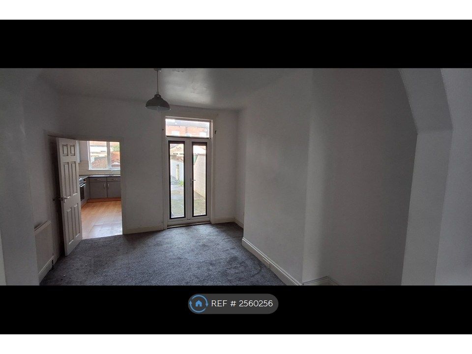 Property photo 2 of 6 Dining Room