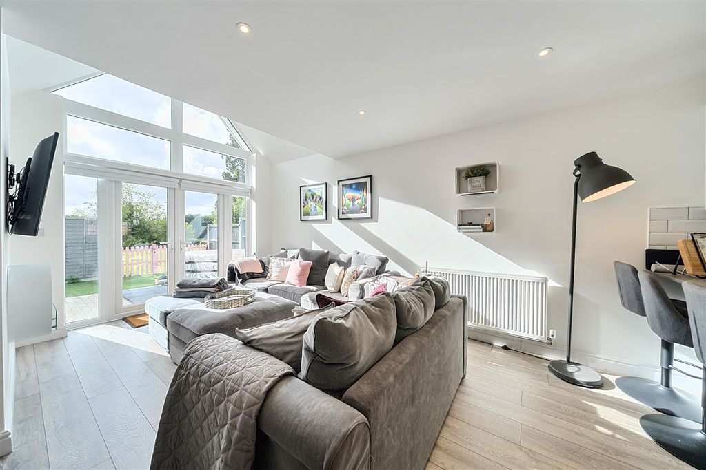 Property photo 2 of 21 1349815-13-68c14d1752Eb8.Jpg