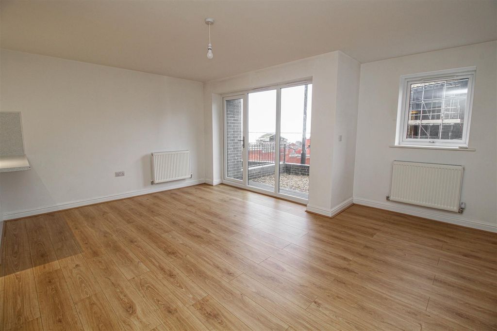 Property photo 3 of 14 Lounge Kitchen Diner