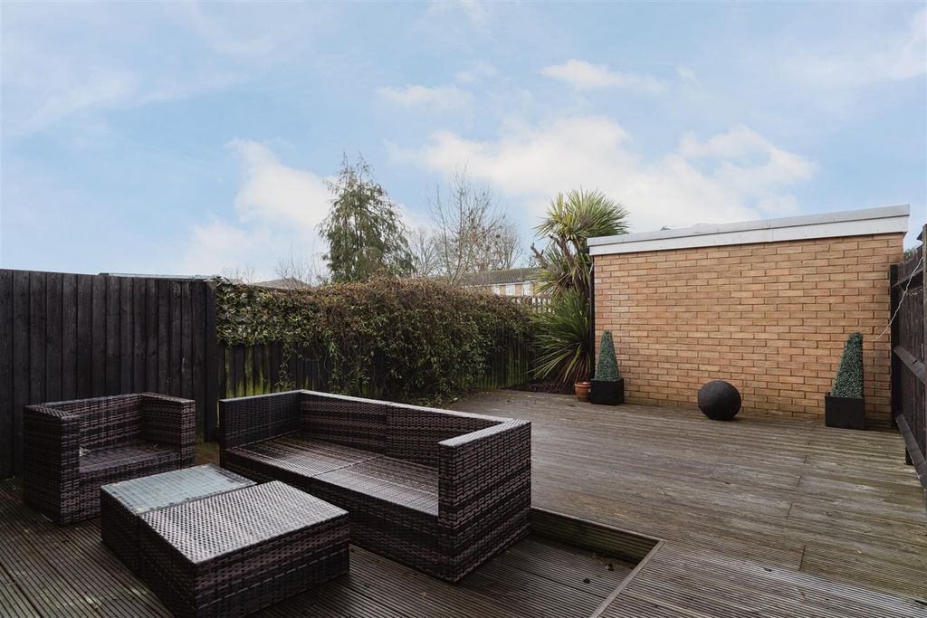 Property photo 3 of 10 5.Jpg