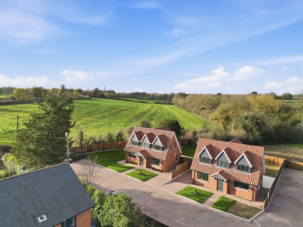 Property photo 1 of 28