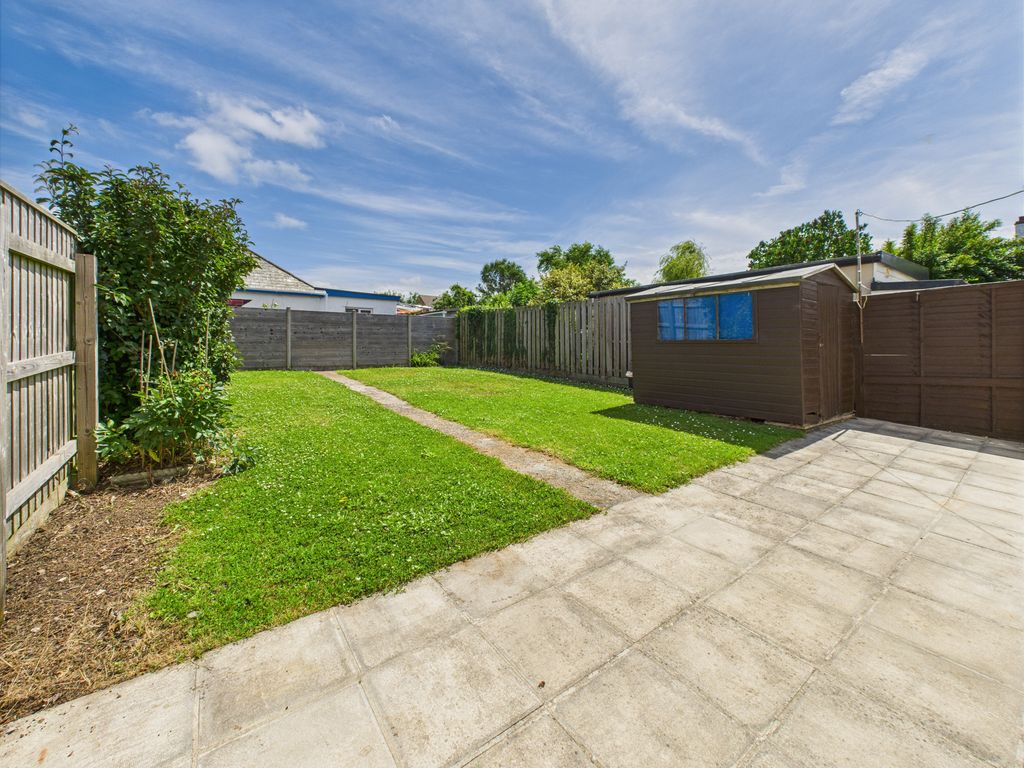 Property photo 2 of 13