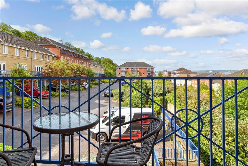 Property photo 2 of 13 Balcony / Terrace