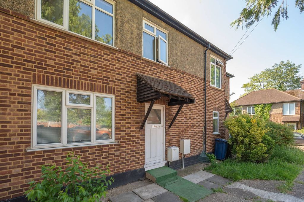 Property photo 2 of 7